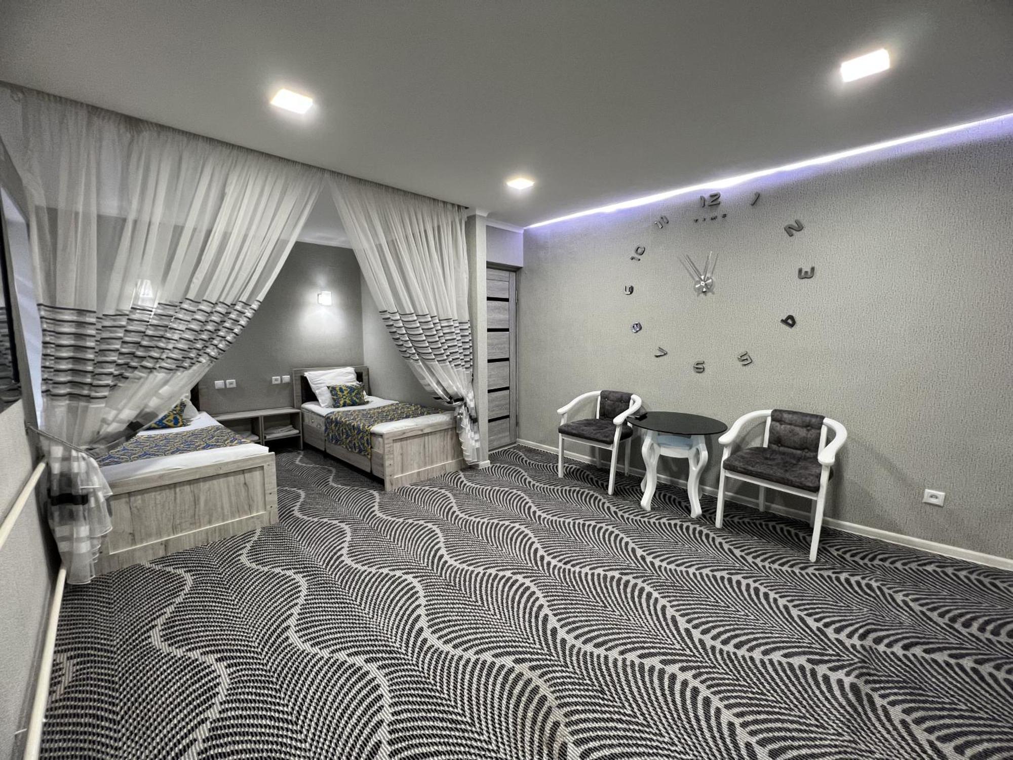 Status House Hotel Fergana Exterior foto