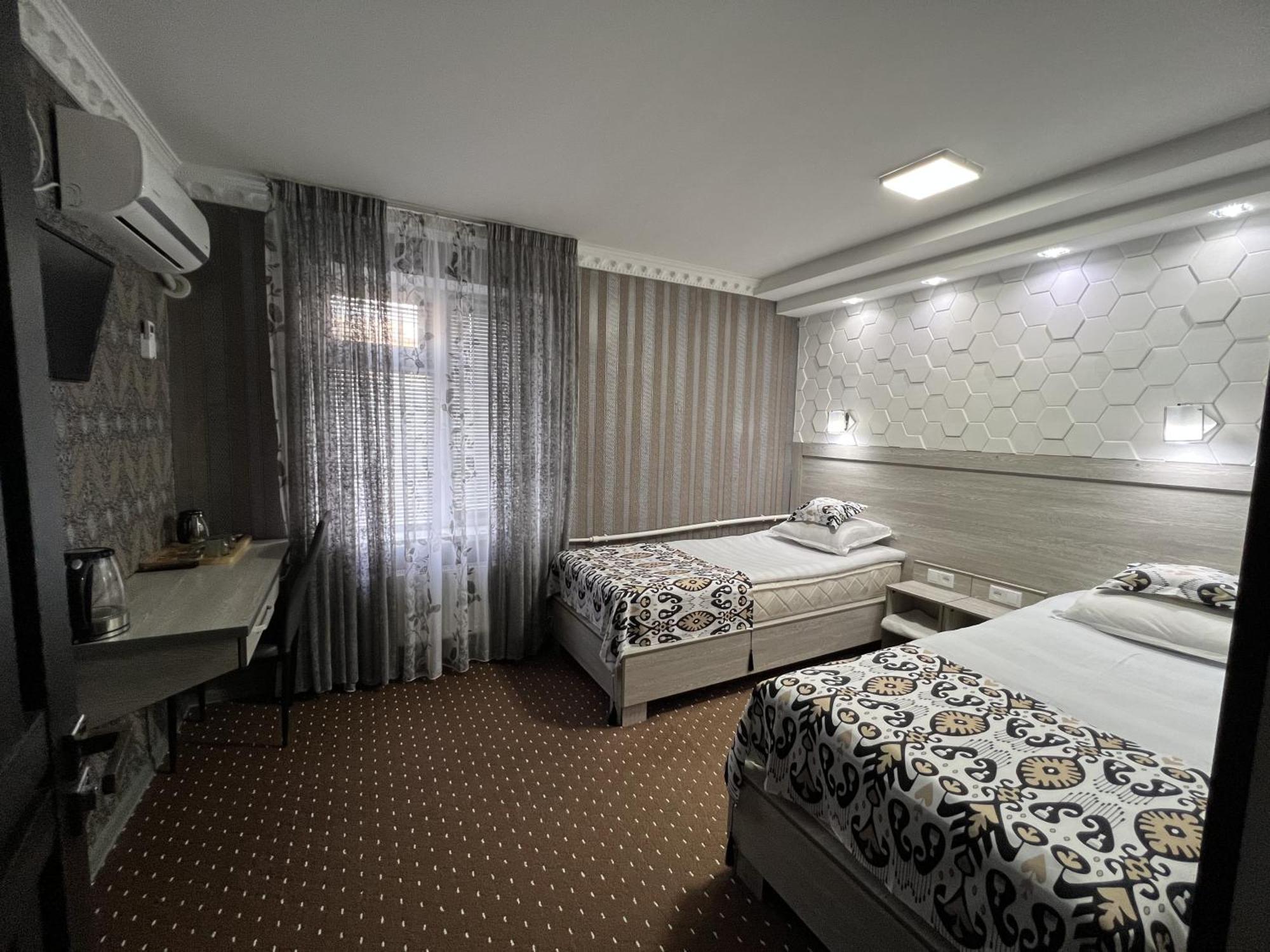 Status House Hotel Fergana Exterior foto